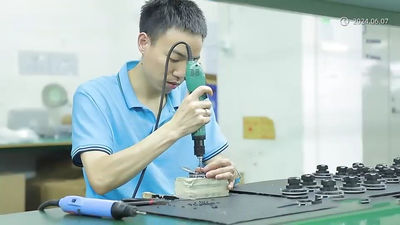 Shenzhen Yiqizao Technology Co., Ltd. Produktionslinie des Herstellers